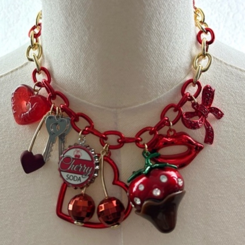 Betsey Johnson Chocolate Dipped Strawberry Cherry Bow Lips Gold Necklace AS IS - Picture 1 of 7